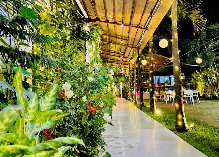 Royal Palms Luxury Service Apartment Nagpur